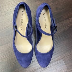 Via Spiga suede Deep Blue Heels